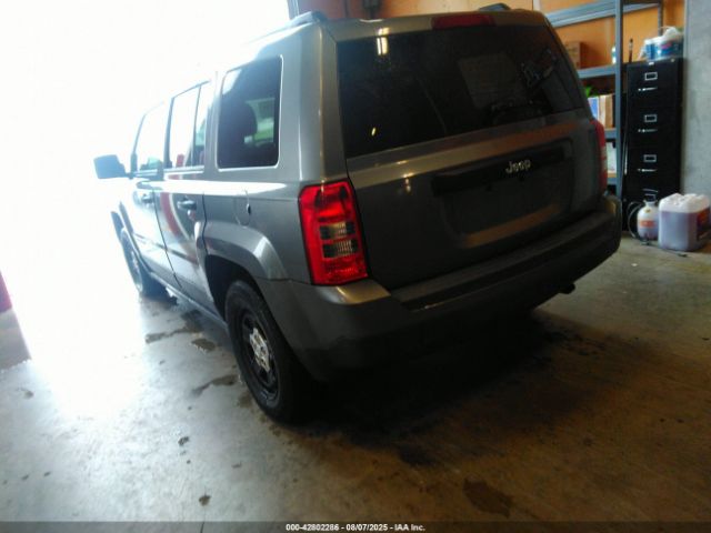 2014 JEEP PATRIOT 1C4NJPBA5ED559951 Photo 2