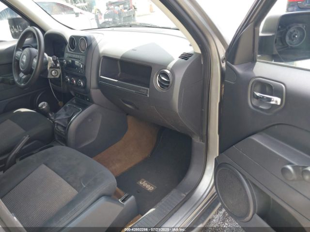 2014 JEEP PATRIOT 1C4NJPBA5ED559951 Photo 4