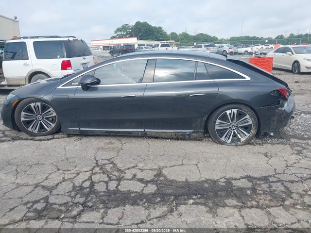 Mercedes-Benz ed 2022 W1KCG2DB8NA017104 Image 13