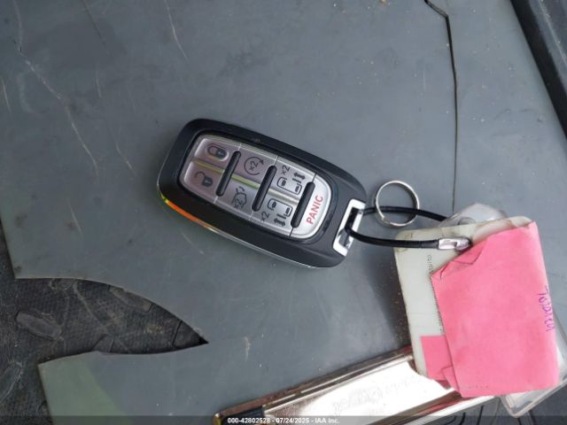 2023 CHRYSLER PACIFICA HYBRID 2C4RC1S74PR592372 Photo 10