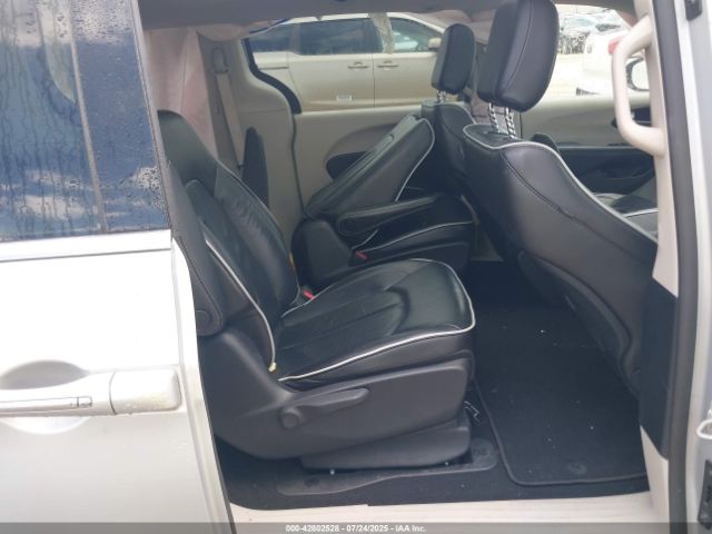 2023 CHRYSLER PACIFICA HYBRID 2C4RC1S74PR592372 Photo 7