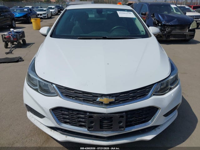 1G1BC5SM8H7162726 Chevrolet le2 -di: direct injection, vvt: variable valve timing, gen, alum