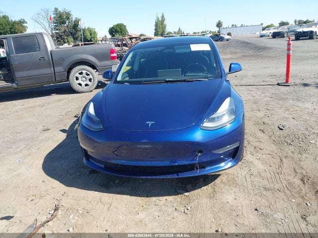 5YJ3E1EBXNF187545 Tesla 2022