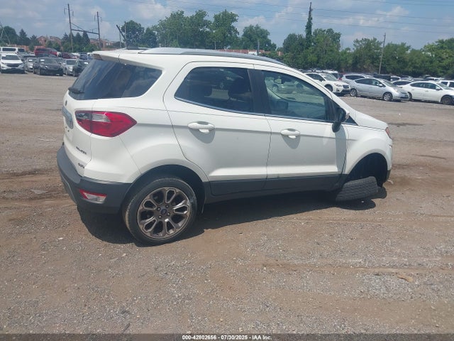 MAJ6P1WL9JC245530 Ford 2018