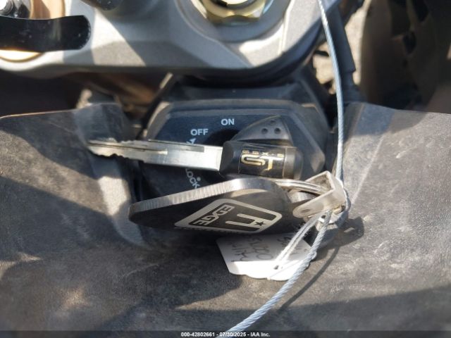 2024 SUZUKI GSX1000 JS1EK12B3R7100435 Photo 10