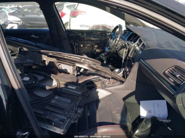 2017 VOLKSWAGEN GOLF GTI 3VW447AU7HM064901 Photo 4