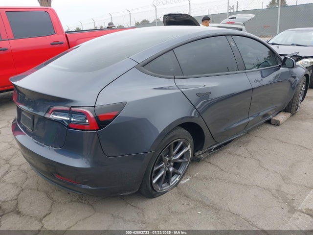 2023 TESLA MODEL 3 5YJ3E1EB7PF479981 Photo 3