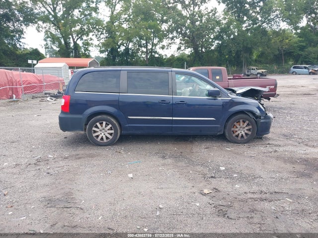 Chrysler Town and Country 2015 2C4RC1BG3FR544523 Image 13