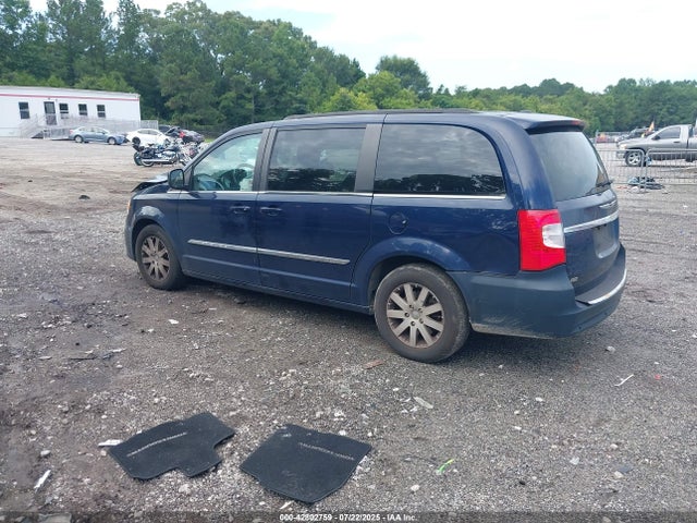 Chrysler Town and Country 2015 2C4RC1BG3FR544523 Image 3