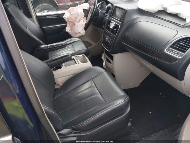 Chrysler Town and Country 2015 2C4RC1BG3FR544523 Image 5