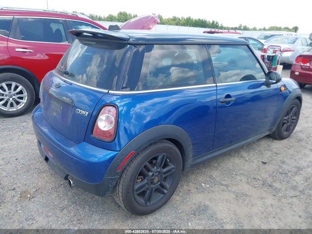 2012 MINI COOPER HARDTOP WMWSU3C51CT543315 Photo 3