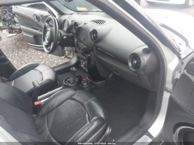 2016 MINI COUNTRYMAN WMWZC5C57GWU03531 Photo 4