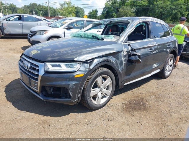 2018 AUDI Q5 WA1BNAFY6J2131172 Photo 1