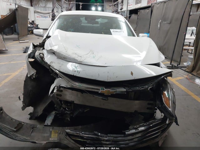 1G1ZD5ST0PF127637 Chevrolet Malibu Fwd 1lt