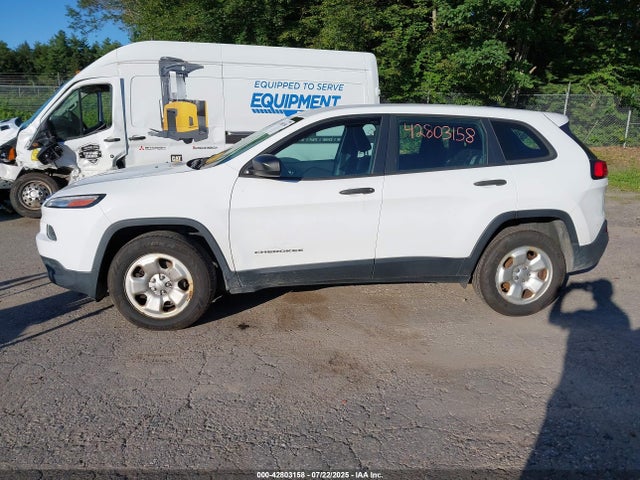 1C4PJMAB9GW143085 Jeep 2016