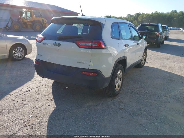 1C4PJMAB9GW143085 Jeep 2016