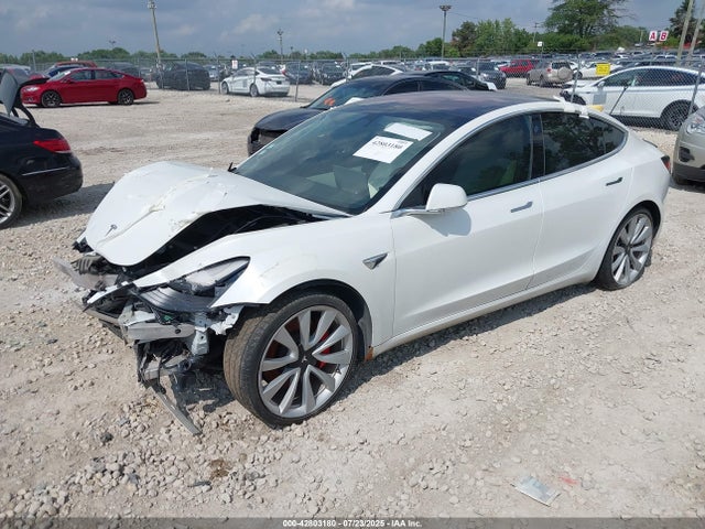 2019 TESLA MODEL 3 5YJ3E1EB8KF231778 Photo 1
