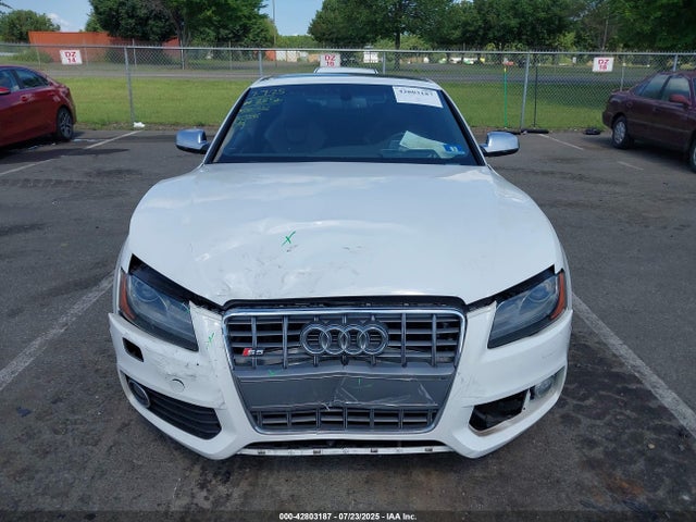 2011 AUDI S5 WAUCVAFR2BA003356 Photo 5
