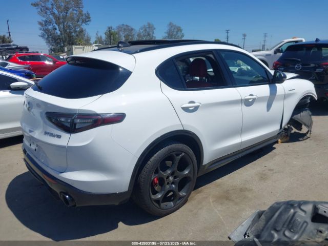 2024 ALFA ROMEO STELVIO ZASPAKBN8R7D70351 Photo 3