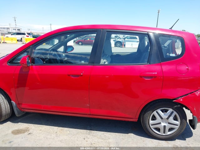 Продажа на аукционе авто 2007 Honda Fit, vin: JHMGD38477S048247, номер лота: 42803211