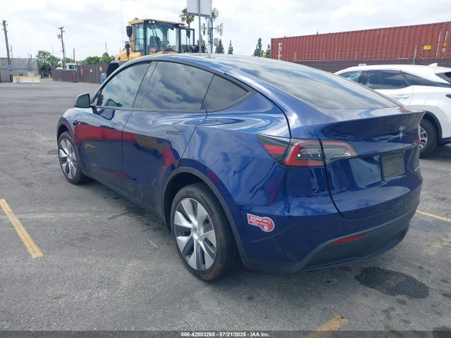 2023 TESLA MODEL Y 7SAYGDEE4PA146570 Photo 2