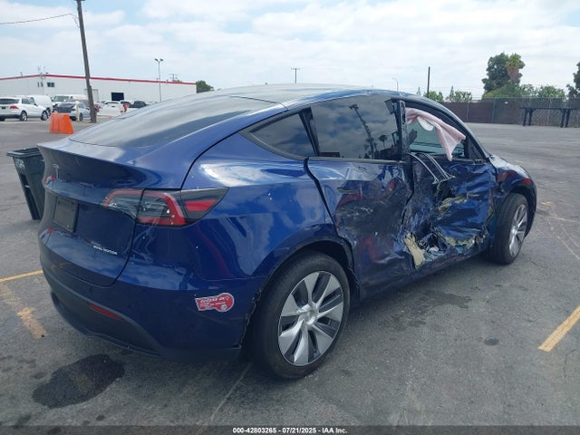 2023 TESLA MODEL Y 7SAYGDEE4PA146570 Photo 3
