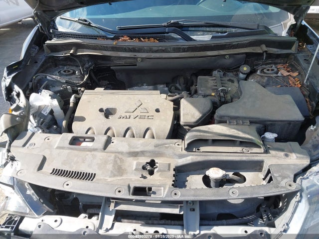 Mitsubishi mivec 2018 JA4AD3A34JZ021640 Image 10