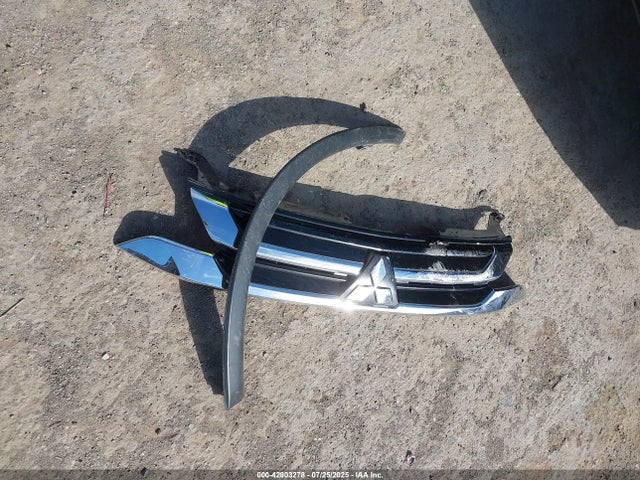 Mitsubishi mivec 2018 JA4AD3A34JZ021640 Image 12