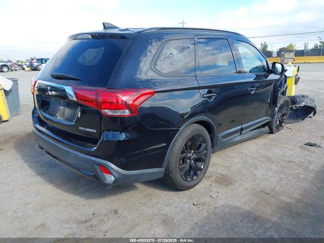 Mitsubishi mivec 2018 JA4AD3A34JZ021640 Image 4