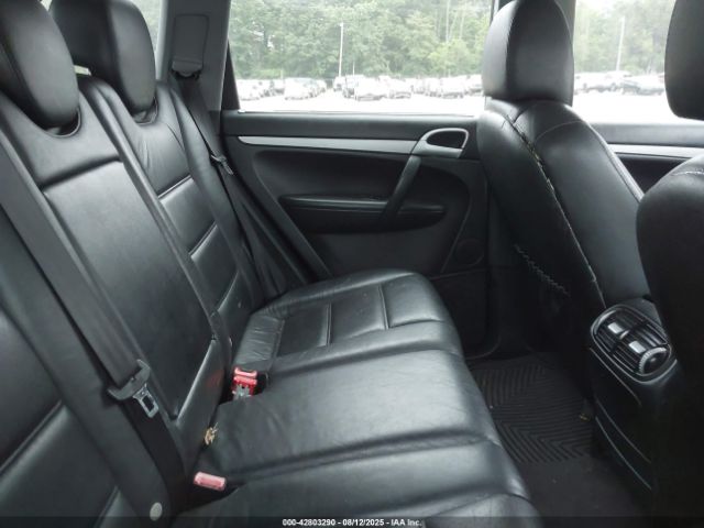 2005 PORSCHE CAYENNE WP1AA29P55LA24831 Photo 7