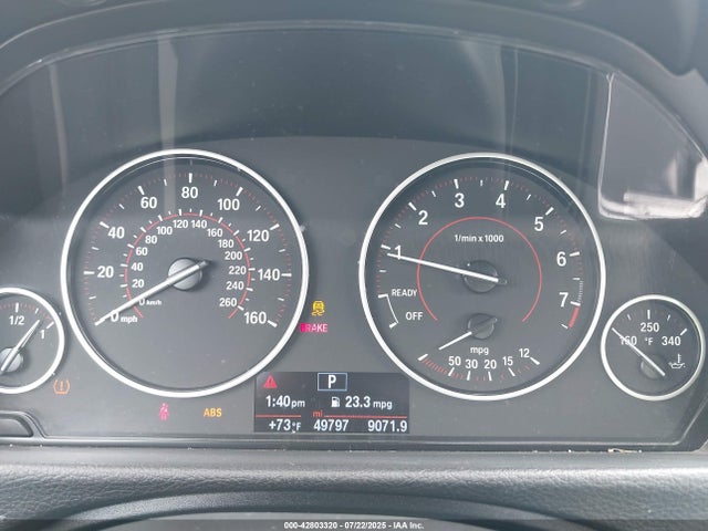 WBA8B9C59JK677155 BMW 2018
