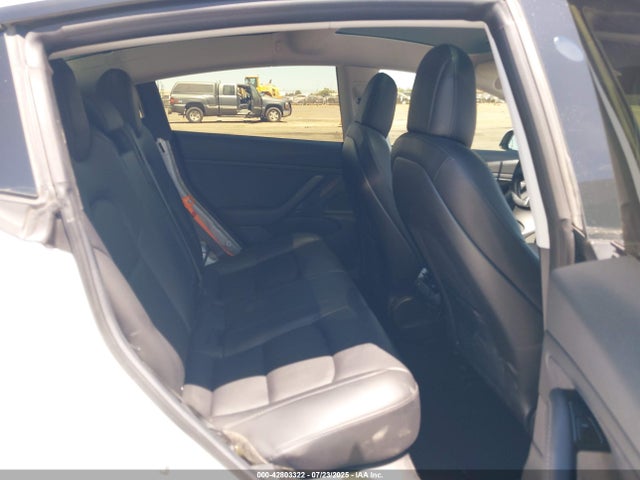 2018 TESLA MODEL 3 5YJ3E1EBXJF092171 Photo 7