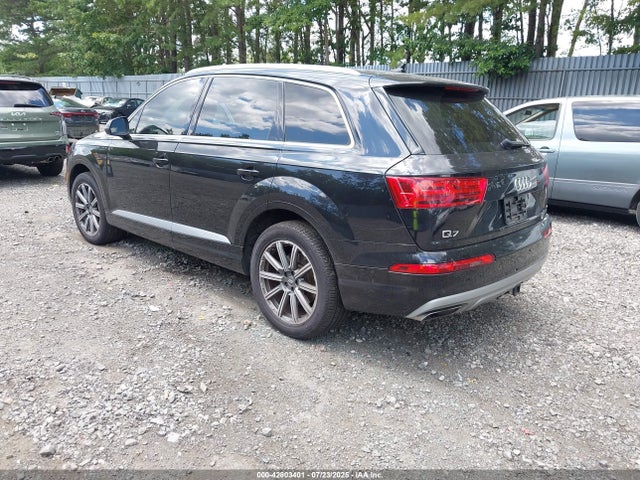 2019 AUDI Q7 WA1LHAF75KD037504 Photo 2