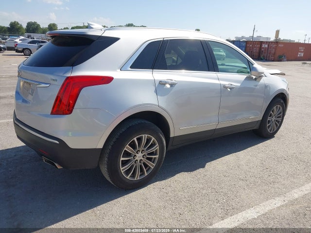 2017 CADILLAC XT5 1GYKNBRS5HZ167787 Photo 3