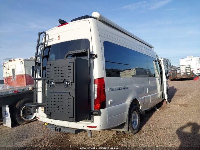 W1X8NC3Y8RT178483 Mercedes-Benz Sprinter 3500xd High Roof 4-cyl Diesel Ho