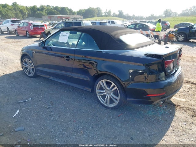 2018 AUDI A3 WAUY8LFF3J1002620 Photo 2
