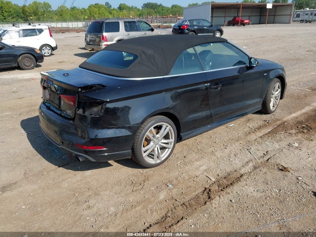 2018 AUDI A3 WAUY8LFF3J1002620 Photo 3