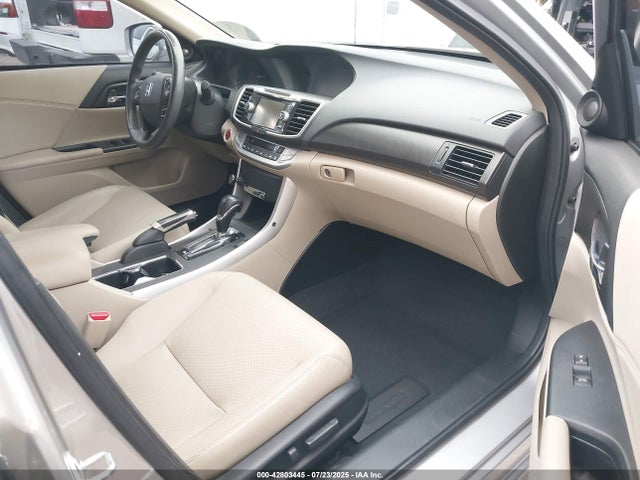 Honda lfa1 2014 1HGCR6F57EA005014 Image 5