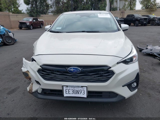 JF1GUAFC4R8236326 Subaru na