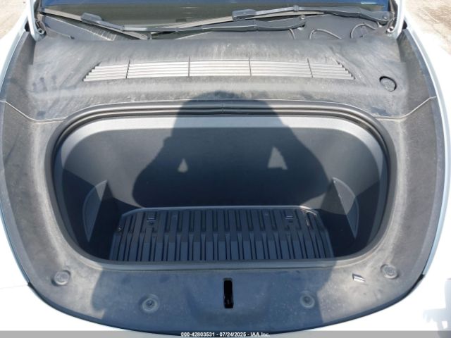 2023 TESLA MODEL Y 7SAYGDEE0PF674299 Photo 9