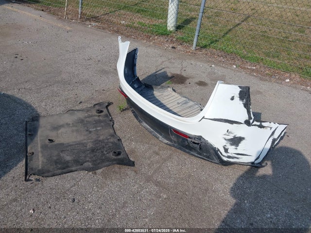 Tesla Model Y 2023 7SAYGDEE0PF674299 Image 12