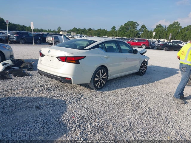 1N4BL4CV3KC124480 Nissan 2019