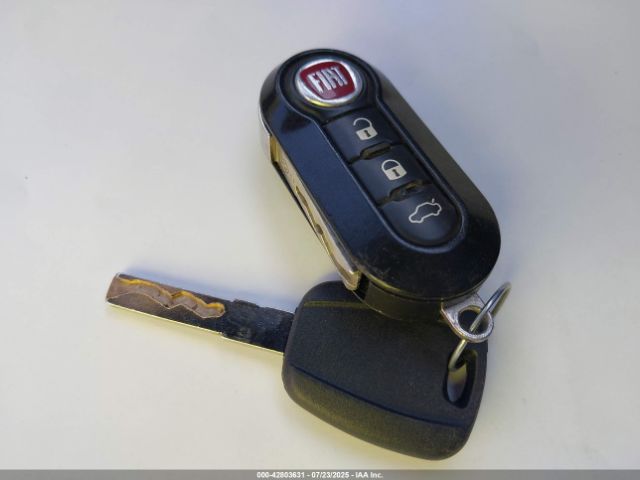 2015 FIAT 500E 3C3CFFGE6FT639872 Photo 10