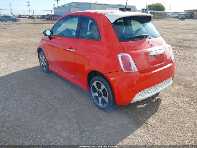 2015 FIAT 500E 3C3CFFGE6FT639872 Photo 2