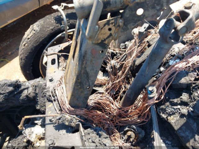 2019 CAN-AM SPYDER ROADSTER 2BXREDD28KV000419 Photo 9