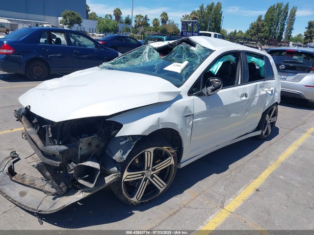WVWUF7AU3GW273886 Volkswagen 2.0t
