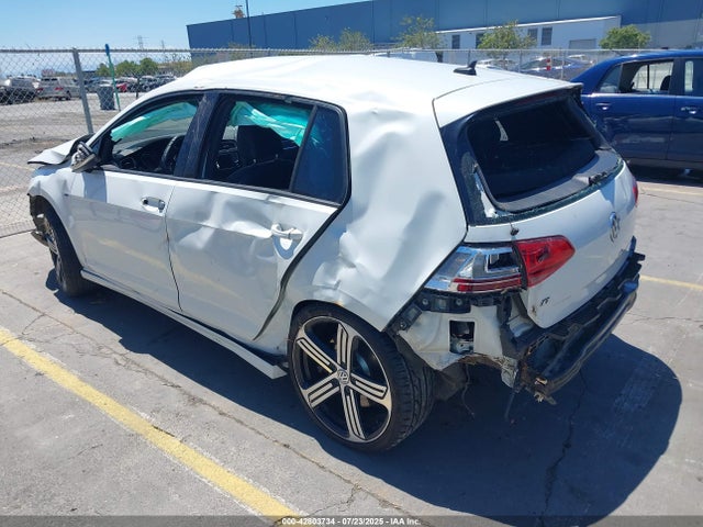 WVWUF7AU3GW273886 Volkswagen 2.0t