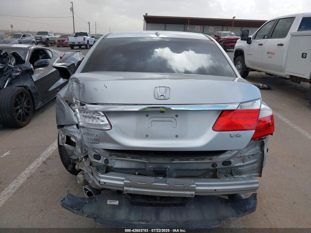 Honda j35y1 2015 1HGCR3F83FA025075 Image 15