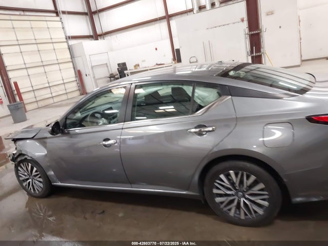 Nissan 2023 2023 1N4BL4DV1PN390946 Image 14