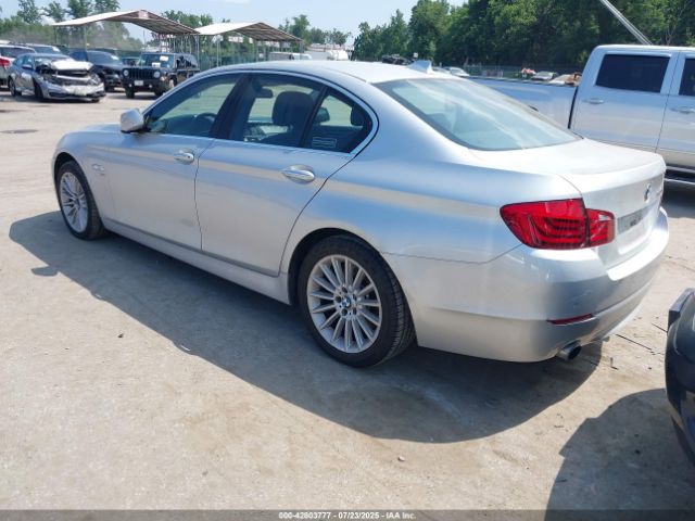 2012 BMW 535I WBAFU7C55CDU61879 Photo 2